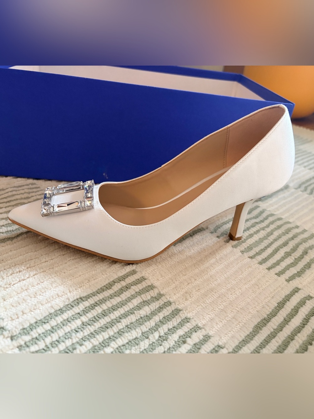 Stuart Weitzman White June Pump, 75mm *NEVER WORN/ ORIGINAL PACKAGING*